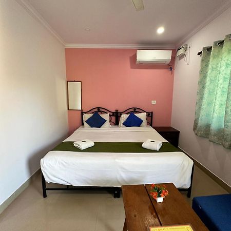 Casa Somanjo Inn Calangute Luaran gambar