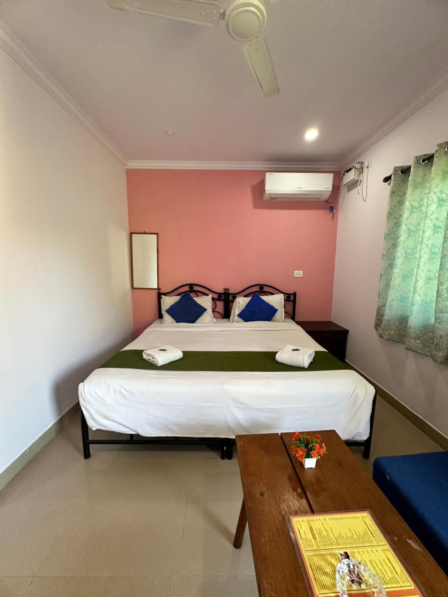 Casa Somanjo Inn Calangute Luaran gambar